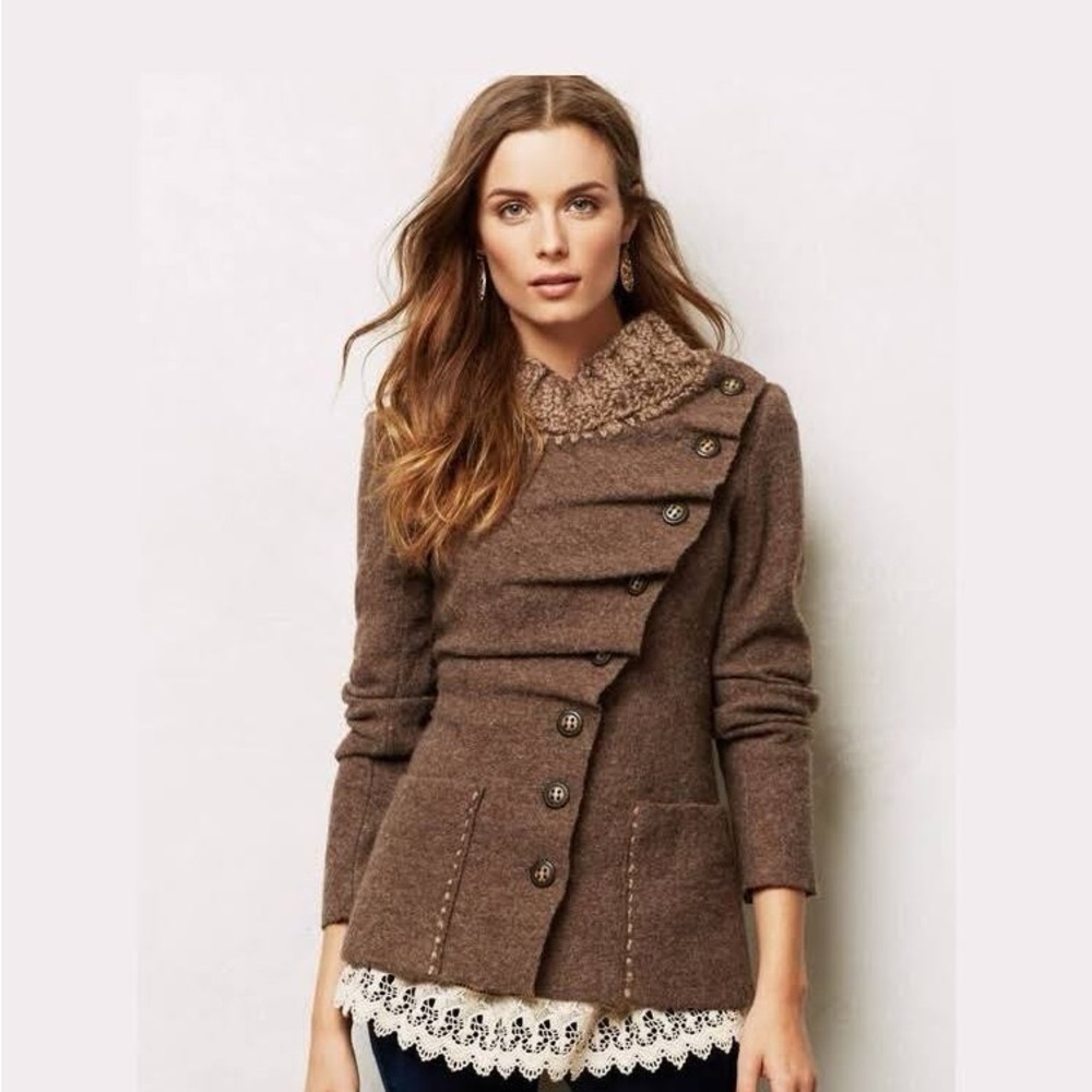 The scrunched, off-kilter and chunky cable trim of Gro Abrahamsson's boiled wool